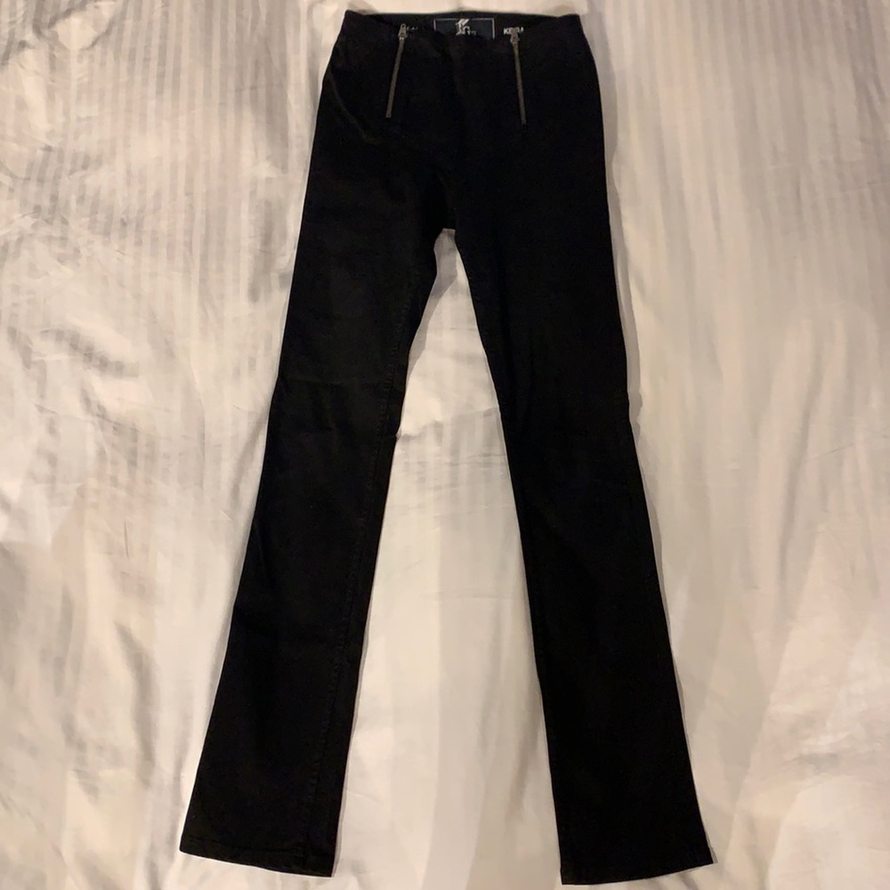 RG73 black jeans. Size 26 fits like 24